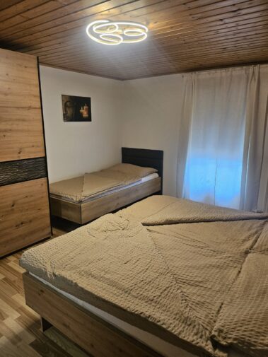 Dreibettzimmer
