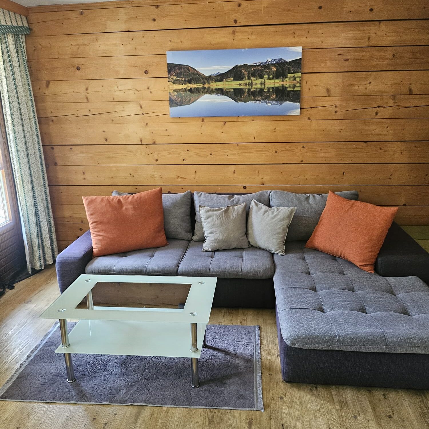 Gemütliche Couch zum Entspannen